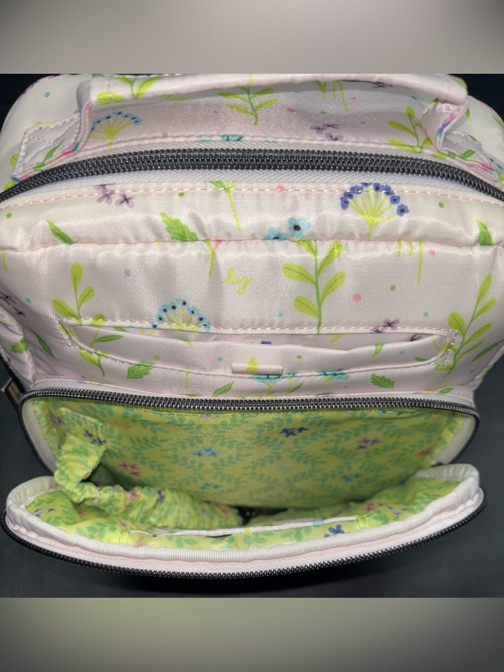 NWT Lug MEADOW RETREAT RANGER Floral Crossbody Bag - Picture 9 of 13